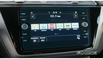 Защитное стекло Pixsel на монитор VOLKSWAGEN TOURAN - 10.9“ 2022 -