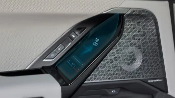 Қорғаныш әйнек Pixsel артқы климат-бақылауға BMW 7 - 11.2“ 2026 (G70) -